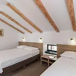 Vimbula - Komolac 3*