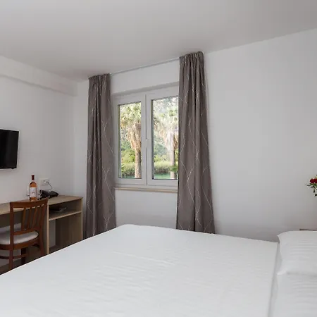 Vimbula - Komolac Ξενοδοχείο