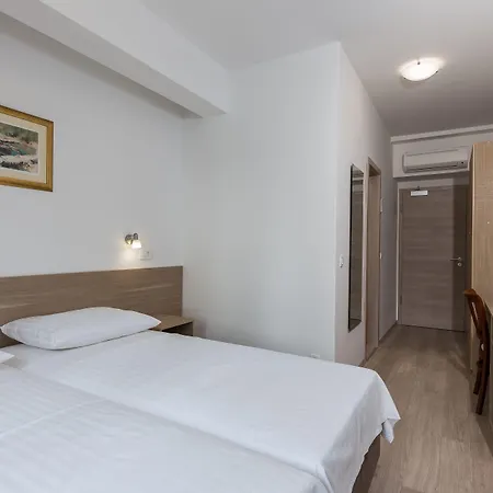 Vimbula - Komolac 3* Mokošica