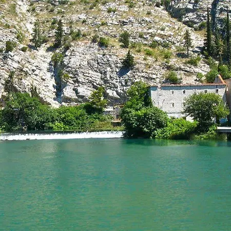 Vimbula - Komolac Hotel 3*