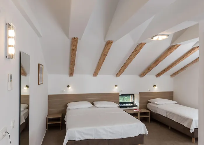 Vimbula - Komolac 3* Mokošica