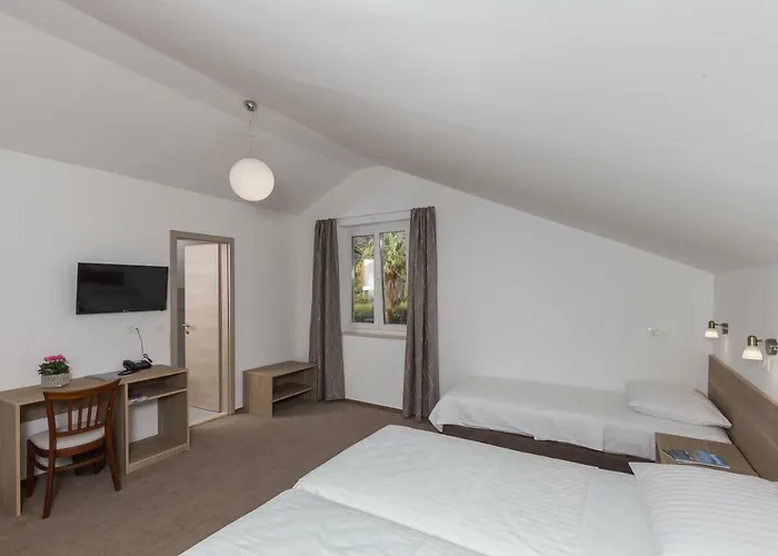 Vimbula - Komolac 3* Mokošica