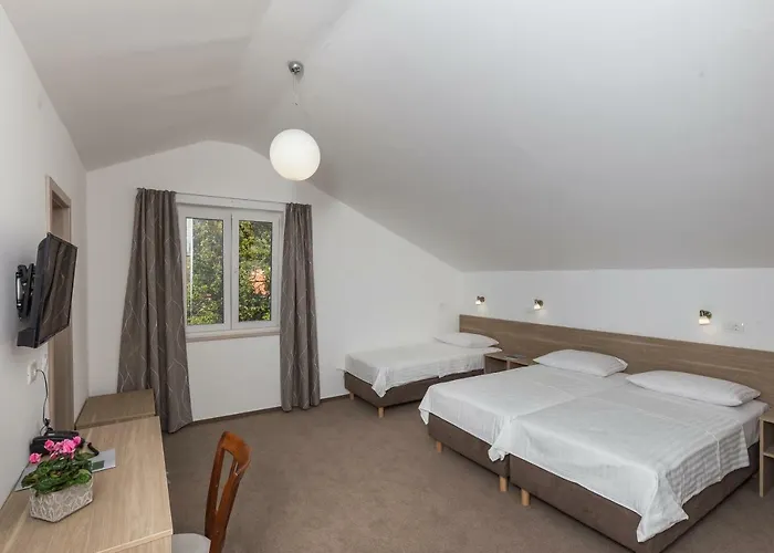 Hotel Vimbula - Komolac 3*