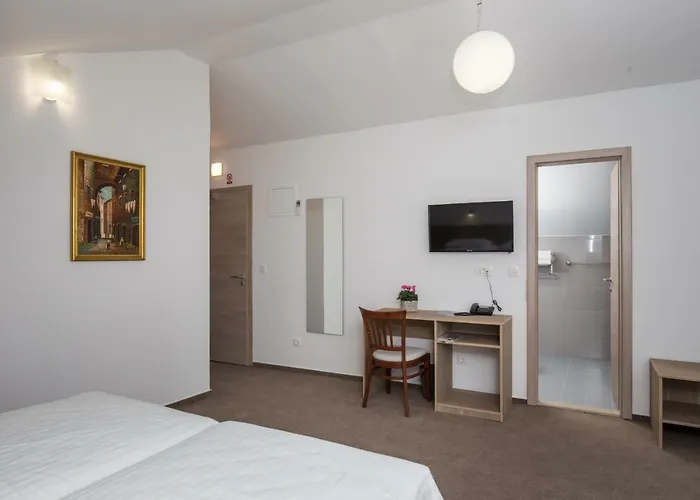 Vimbula - Komolac 3* Mokošica